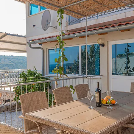 In With House Sea View * Primosten