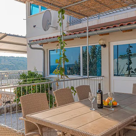 Four-bedroom In * Primošten