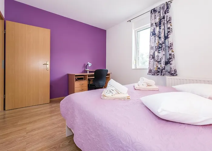 Casa de Férias Four-bedroom In Primošten