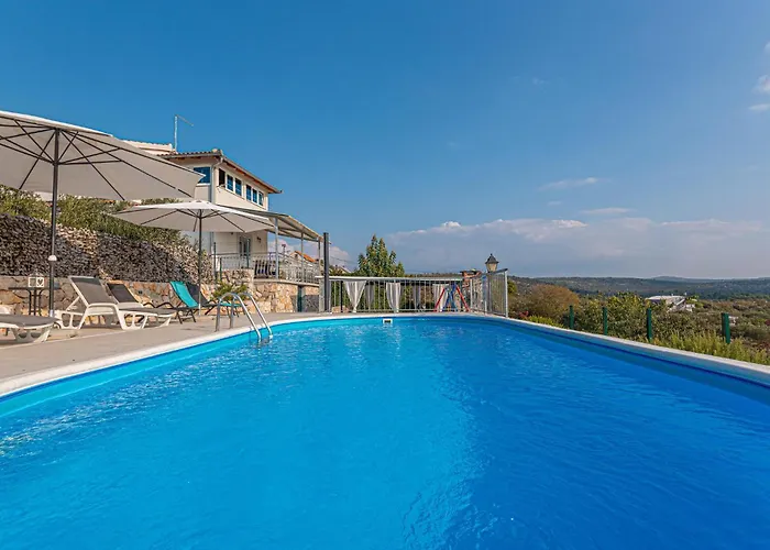 Dom wakacyjny Four-bedroom In