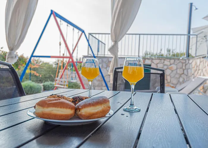 Casa de Férias Four-bedroom In *