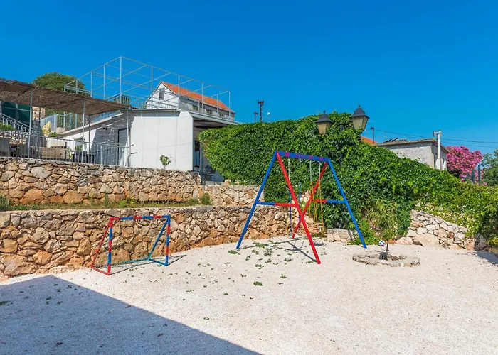 Four-bedroom In * Primošten